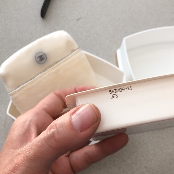 Chanel BRAND NEW N°5 After Bath Powder luxury designer perfume iconic scent - Picture 3 of 3